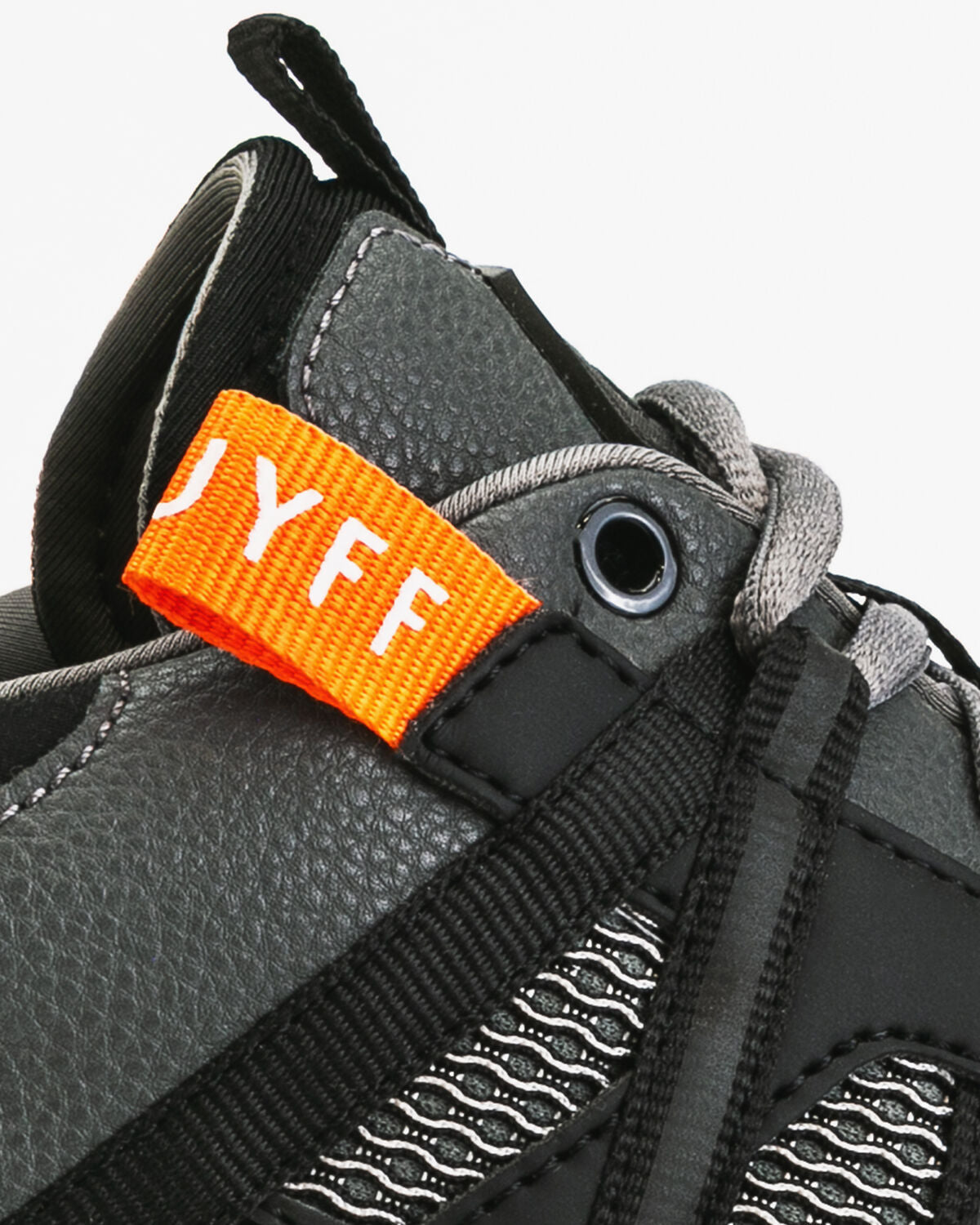 Fearia Futura Sneaker*